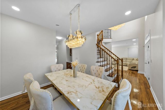 46 Pin Oak Drive, North Brunswick, NJ 08902