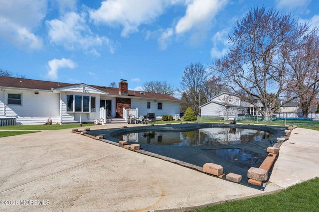 242 Bar Harbor Road, Freehold, NJ 07728