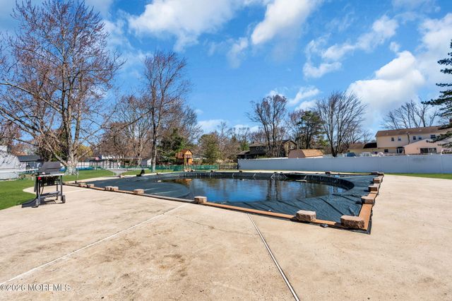 242 Bar Harbor Road, Freehold, NJ 07728