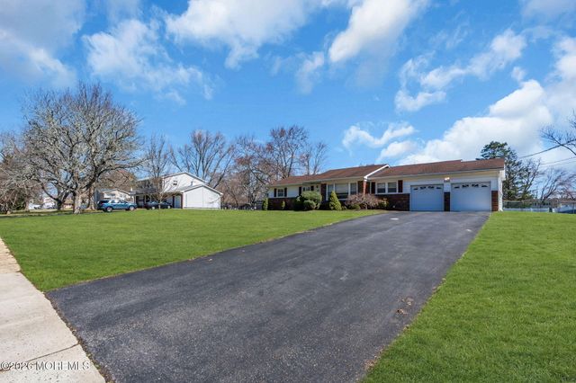 242 Bar Harbor Road, Freehold, NJ 07728