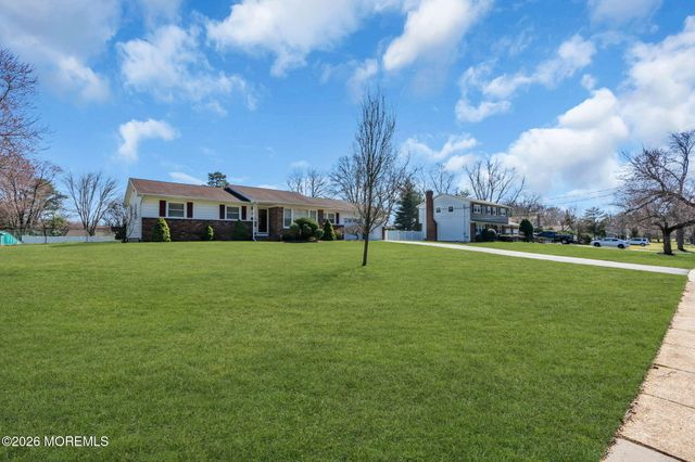 242 Bar Harbor Road, Freehold, NJ 07728