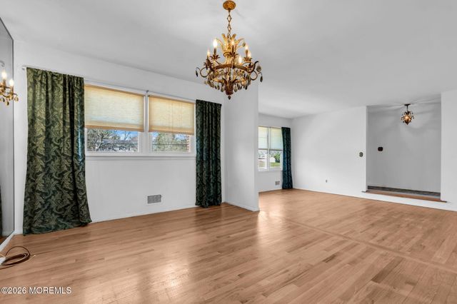 242 Bar Harbor Road, Freehold, NJ 07728