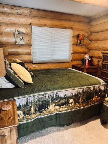301 Crest Drive, Cimarron, CO 81220