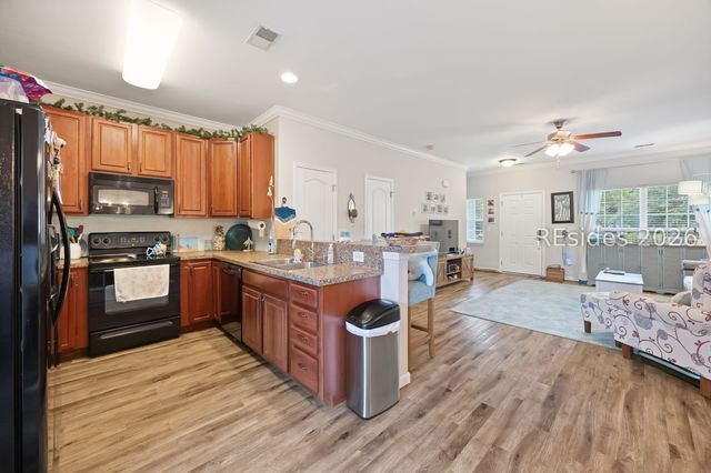 13 Running Oak Dr, Bluffton, SC 29910