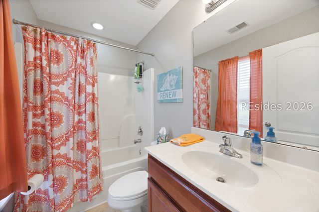 13 Running Oak Dr, Bluffton, SC 29910