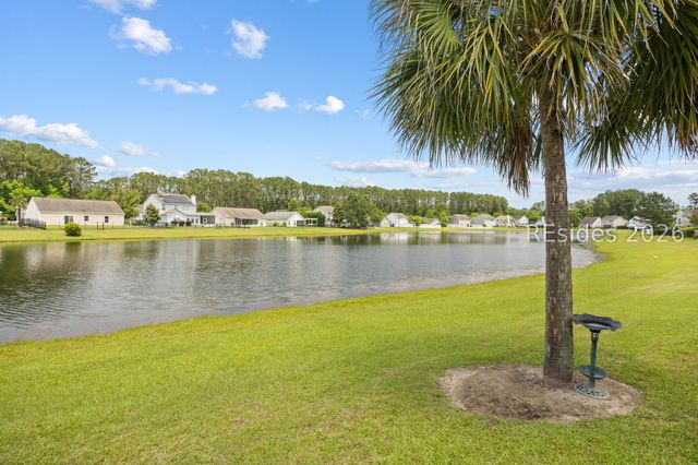 13 Running Oak Dr, Bluffton, SC 29910