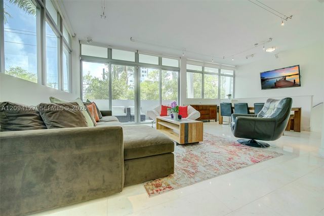 1577 Bay Rd 201, Miami Beach, FL 33139