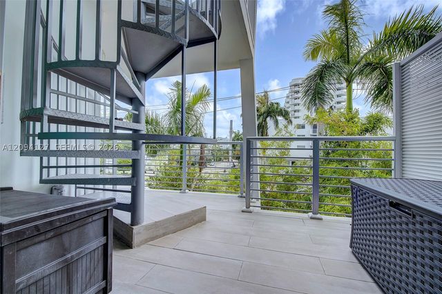 1577 Bay Rd 201, Miami Beach, FL 33139