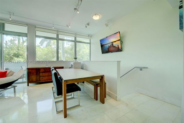 1577 Bay Rd 201, Miami Beach, FL 33139