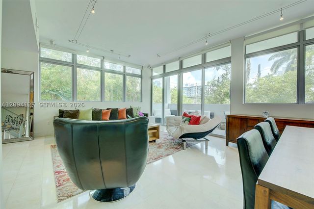 1577 Bay Rd 201, Miami Beach, FL 33139