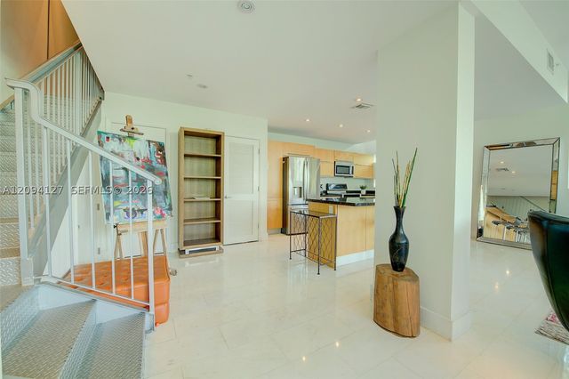 1577 Bay Rd 201, Miami Beach, FL 33139