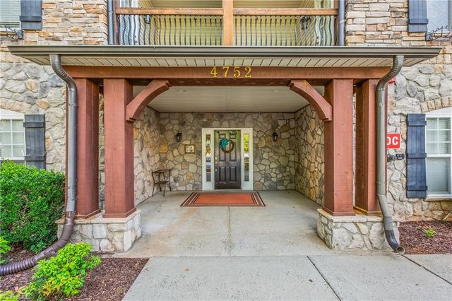 4752 Tatton Park Circle 3D, Winston-salem, NC 27103