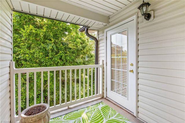 4752 Tatton Park Circle 3D, Winston-salem, NC 27103