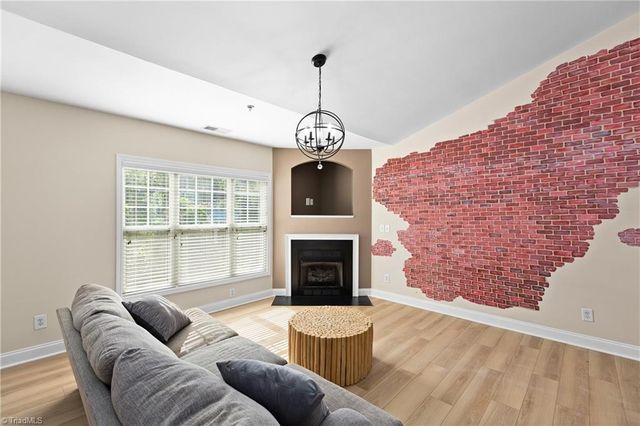 4752 Tatton Park Circle 3D, Winston-salem, NC 27103