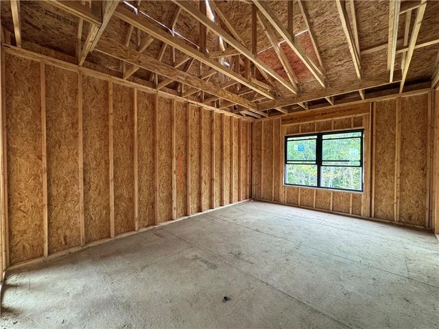 9008 N Everton Avenue, Kansas City, MO 64153