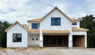 9008 N Everton Avenue, Kansas City, MO 64153