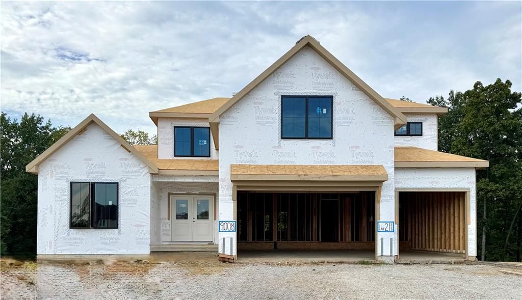9008 N Everton Avenue, Kansas City, MO 64153