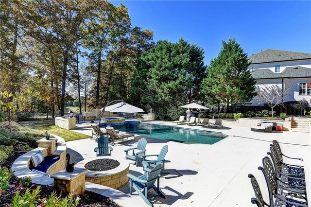 6680 Sunbriar Drive, Cumming, GA 30040