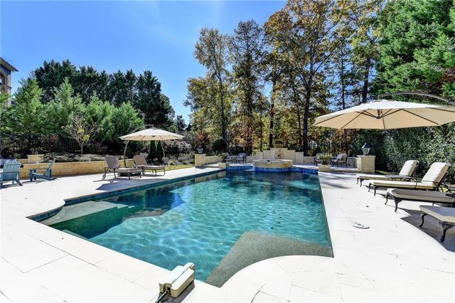 6680 Sunbriar Drive, Cumming, GA 30040