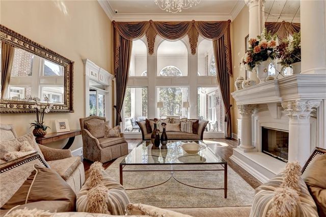 6680 Sunbriar Drive, Cumming, GA 30040