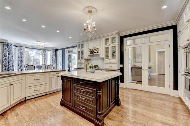 6680 Sunbriar Drive, Cumming, GA 30040