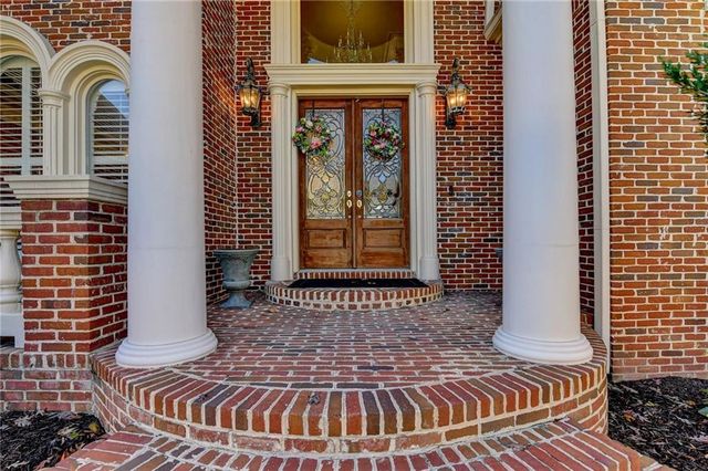 6680 Sunbriar Drive, Cumming, GA 30040