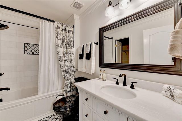 6680 Sunbriar Drive, Cumming, GA 30040