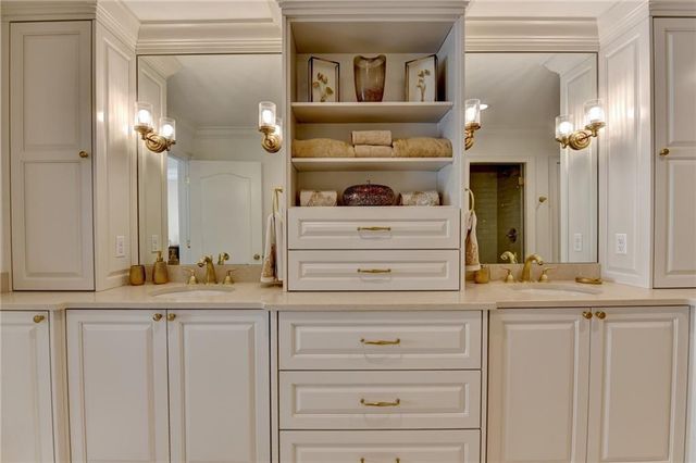 6680 Sunbriar Drive, Cumming, GA 30040