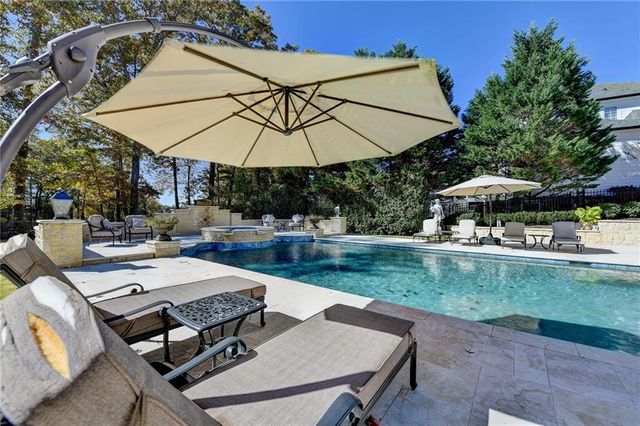 6680 Sunbriar Drive, Cumming, GA 30040