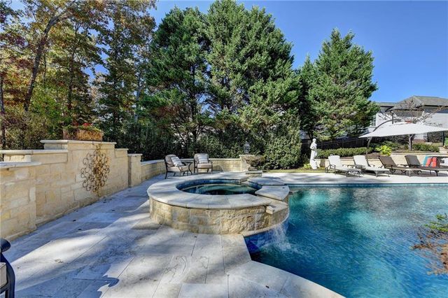 6680 Sunbriar Drive, Cumming, GA 30040