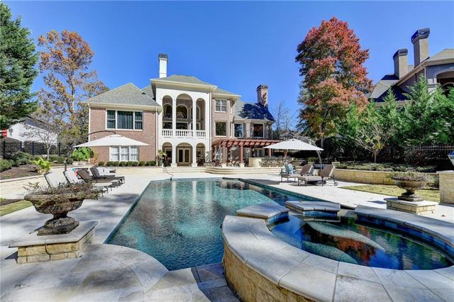 6680 Sunbriar Drive, Cumming, GA 30040