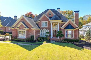 6680 Sunbriar Drive, Cumming, GA 30040