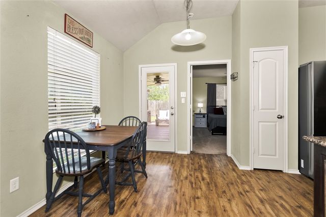 704 Heritage Drive, Navasota, TX 77868