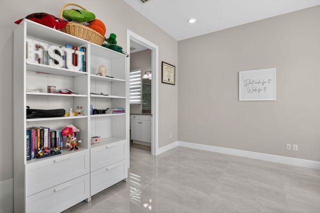 11930 Watermark Way, Parkland, FL 33076