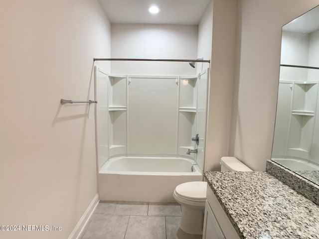 1499 TROPICAL PINE Cove, Middleburg, FL 32068