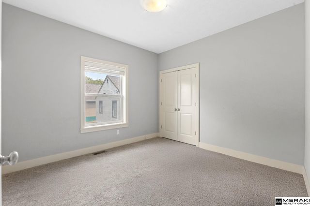 4260 Miami Street, Omaha, NE 68111