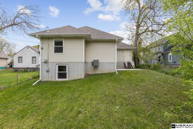 4260 Miami Street, Omaha, NE 68111