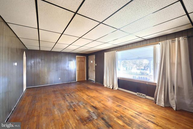 1806 VIRGINIA AVE, Dover, PA 17315