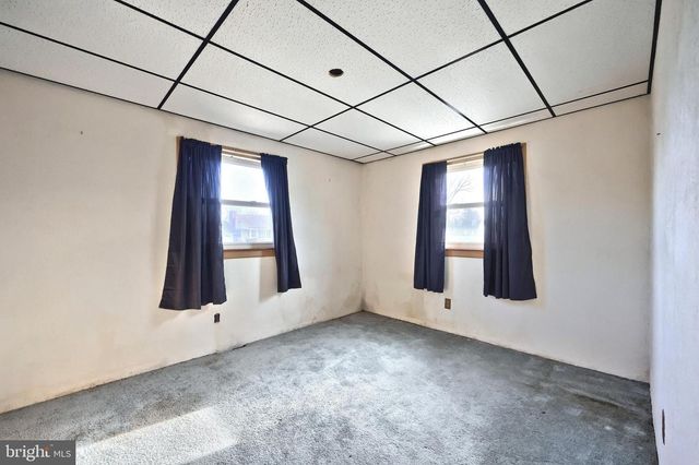 1806 VIRGINIA AVE, Dover, PA 17315