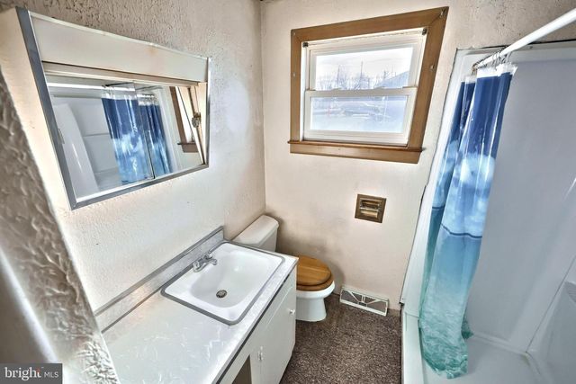 1806 VIRGINIA AVE, Dover, PA 17315