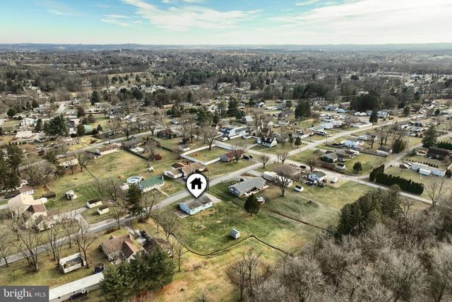 1806 VIRGINIA AVE, Dover, PA 17315