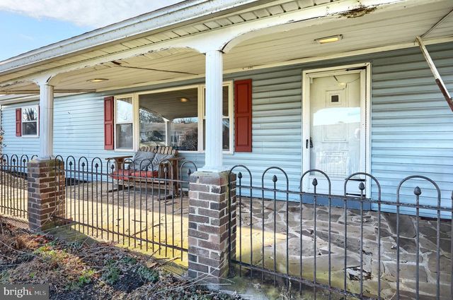 1806 VIRGINIA AVE, Dover, PA 17315