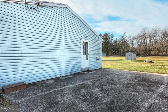 1806 VIRGINIA AVE, Dover, PA 17315