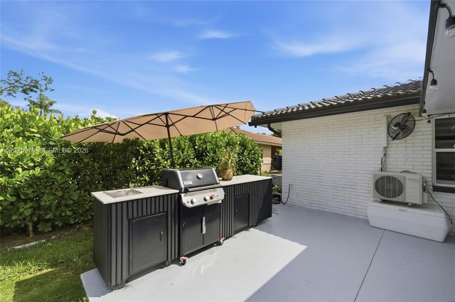9935 Ramblewood Drive 9935, Coral Springs, FL 33071