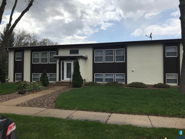 3900 S Hawthorne Ave Avenue, Sioux Falls, SD 57105