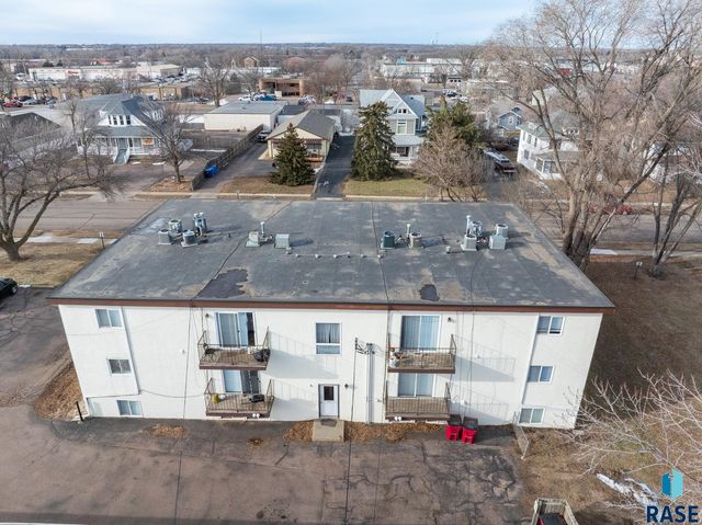 3900 S Hawthorne Ave Avenue, Sioux Falls, SD 57105