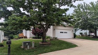 144 Royal Crest Drive O, Seville, OH 44273