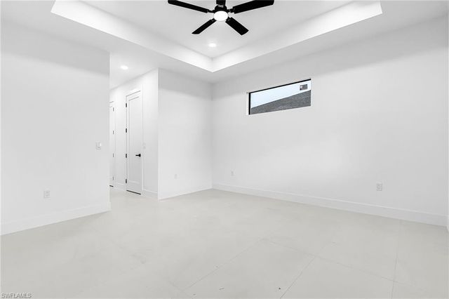 1015 SW 8th CT, Cape Coral, FL 33991