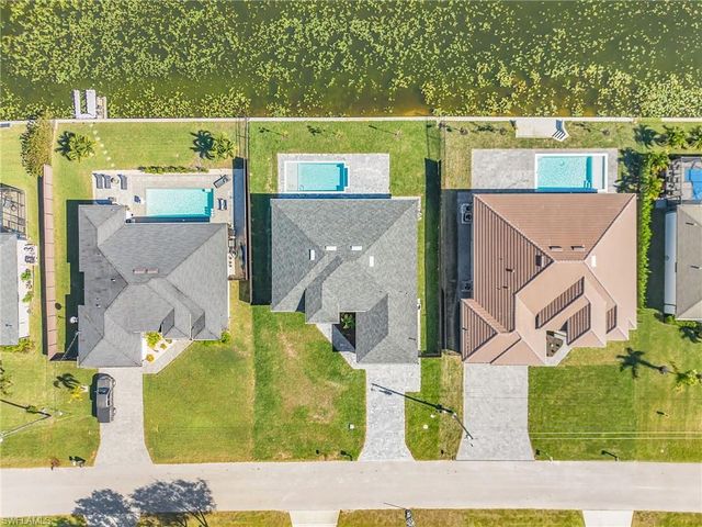 1015 SW 8th CT, Cape Coral, FL 33991