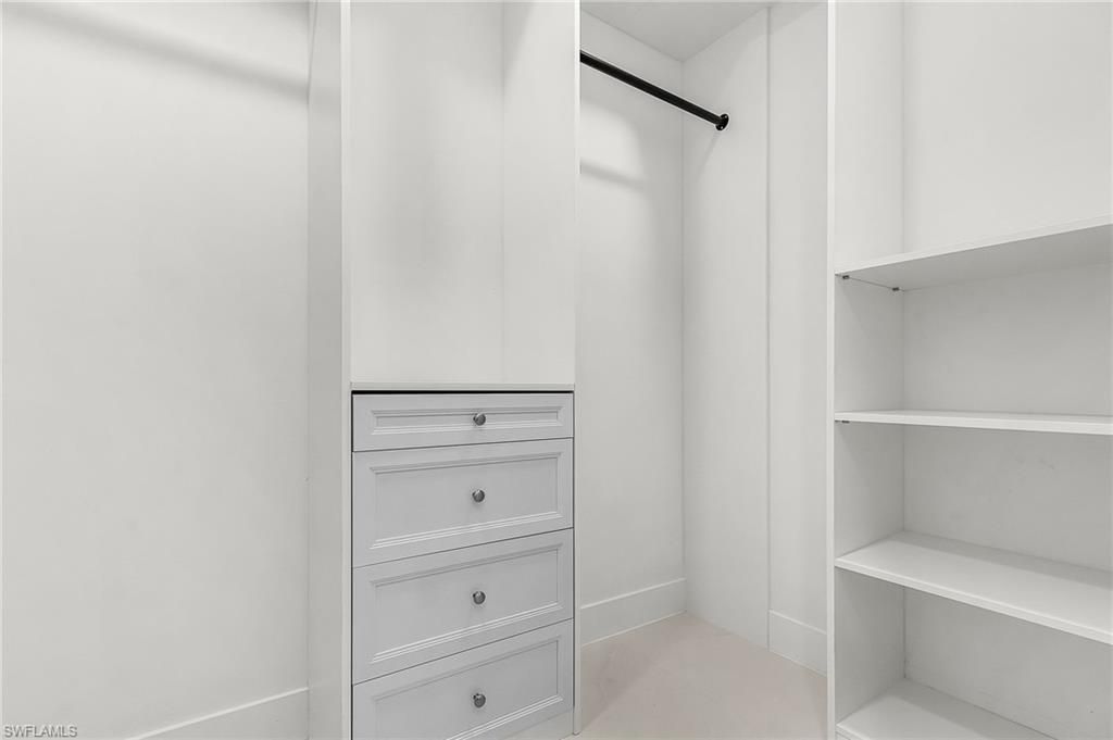 Image 18 of property listing at 1015 SW 8th CT, Cape Coral, FL 33991